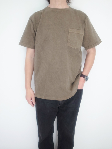 GOOD WEAR S/S  POKET TEE PIGMENT DYE  BROWN