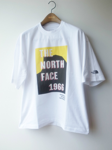 THE NORTH FACE  S/S TNF Flyer Tee W