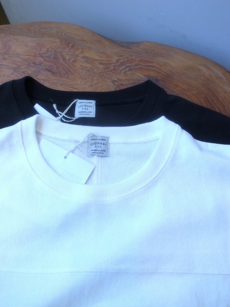 Ordinary fits C/N SHOULDER TEE BLK