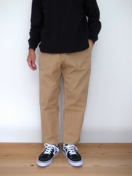 GRAMICCI LOOSE TAPERED PANTS CHINO