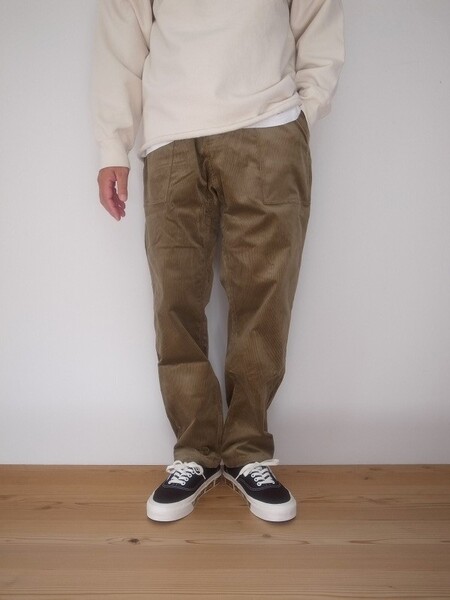 Gramicci CORDUROY LOOSE TAPERED RIDGE PANTS LAUREL