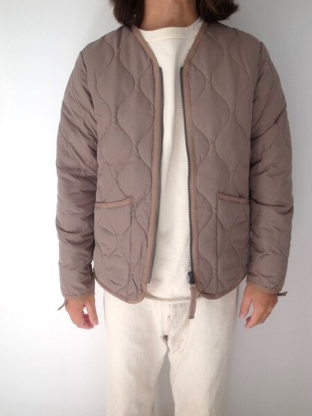 TAION  VNECK ZIP JACKETS L.MOCHA